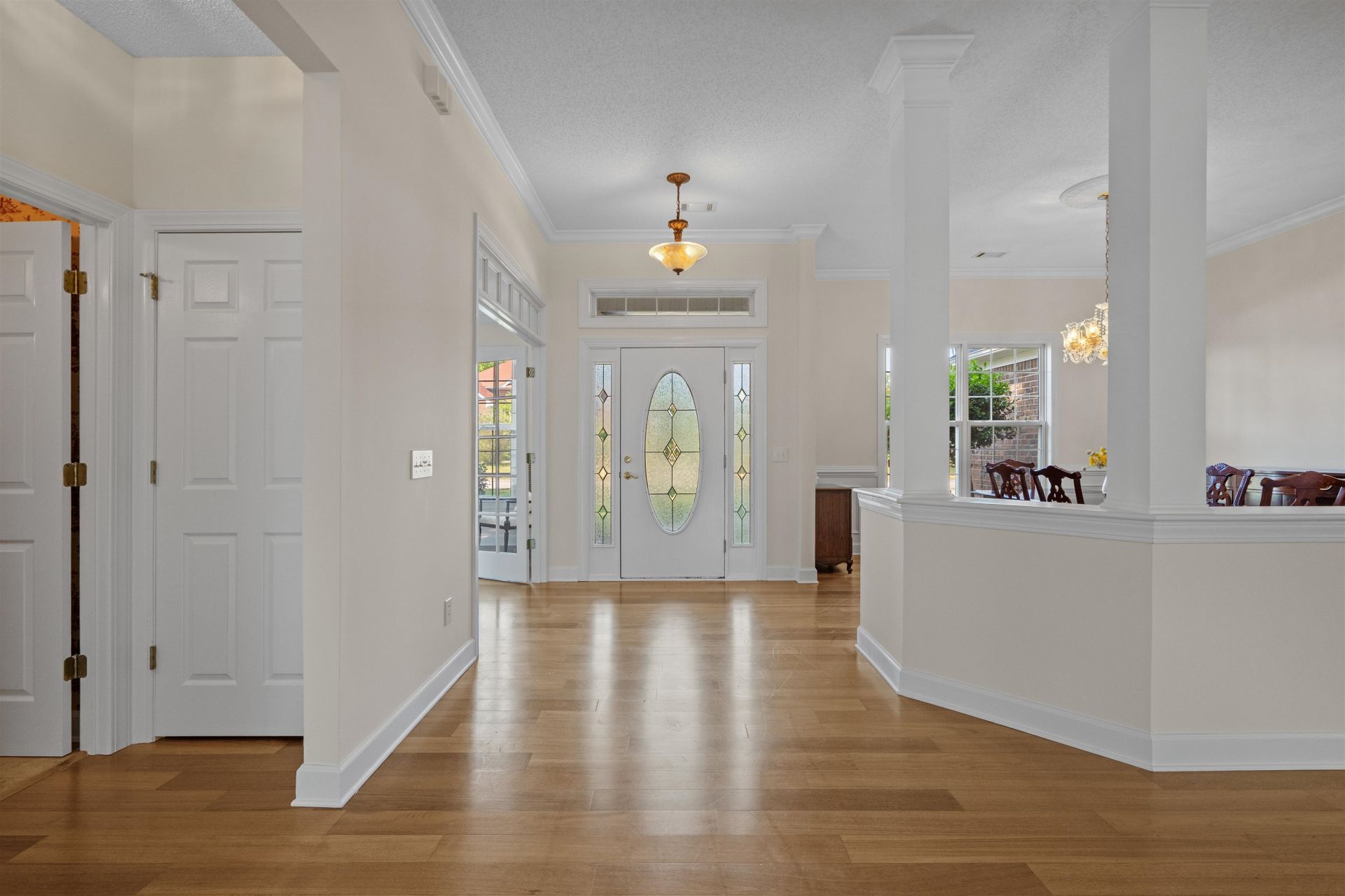 457 Spring Lake Dr.  Photo 5