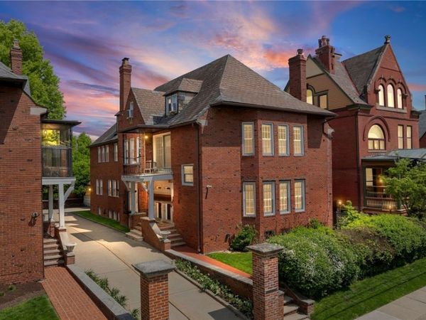 703 Saint James St , Pittsburgh, PA 15232