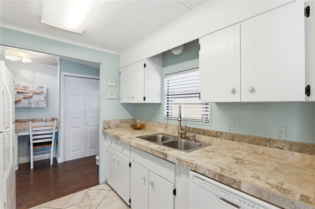 868 Waterway Drive, Sebastian, FL 32976 Photo