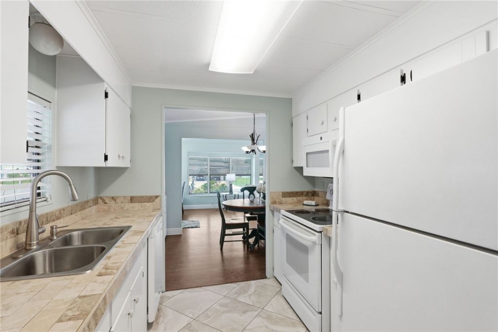 868 Waterway Drive, Sebastian, FL 32976 Photo