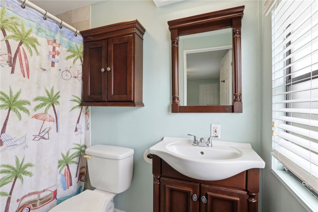 868 Waterway Drive, Sebastian, FL 32976 Photo