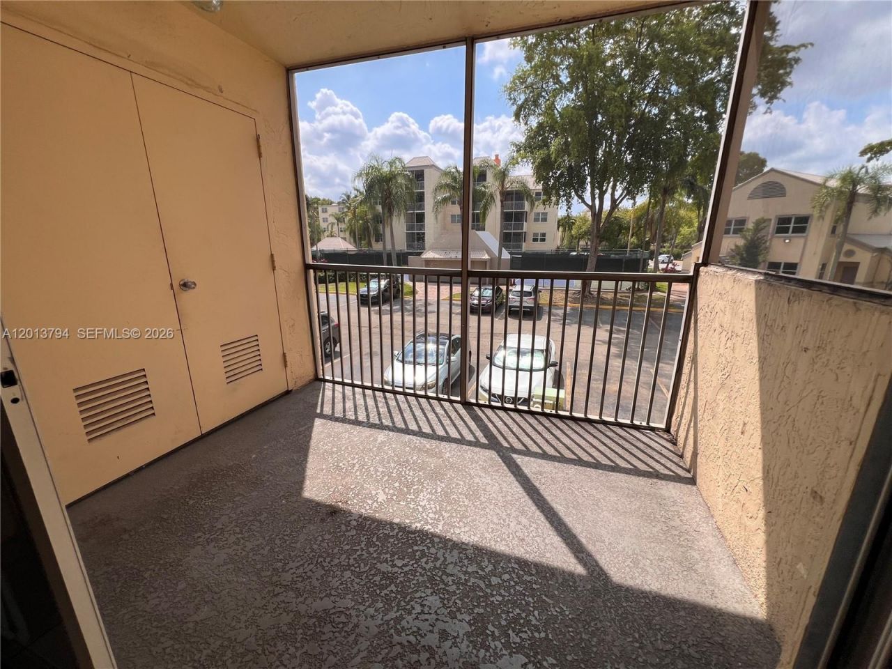 8373 Lake Dr , Unit 202, Doral, FL 33166 Photo