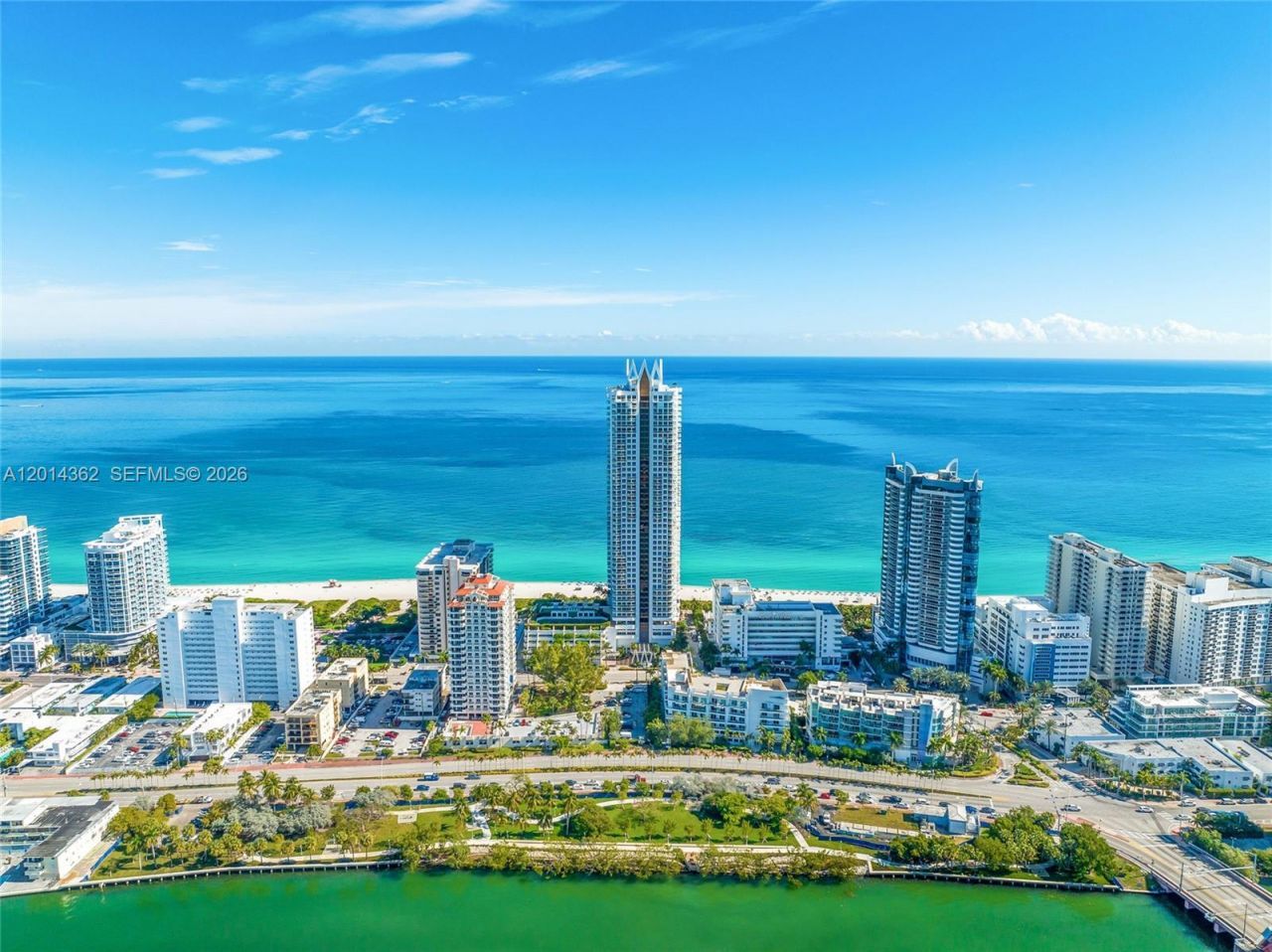 6365 Collins Ave , Unit 3202, Miami Beach, FL 33141 Photo