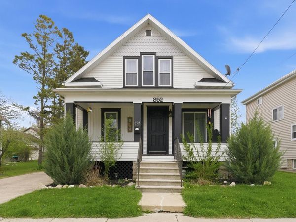 852 Frederick STREET, Oshkosh, WI 54901