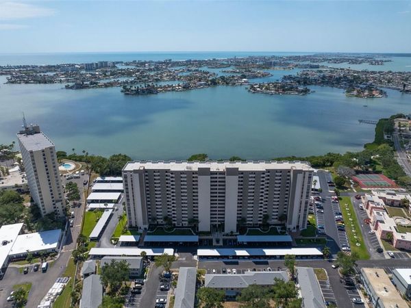 7050 SUNSET DRIVE S, Unit 302, SOUTH PASADENA, FL 33707