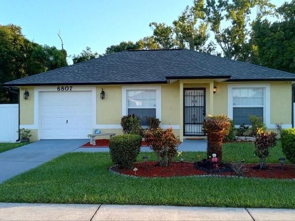 6807 KINGSTON DRIVE, TAMPA, FL 33619