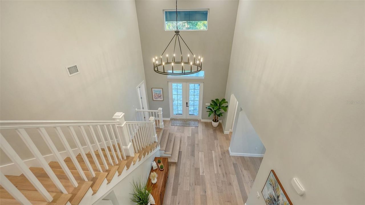 1537 Siesta Drive, Sarasota, FL 34239 Photo