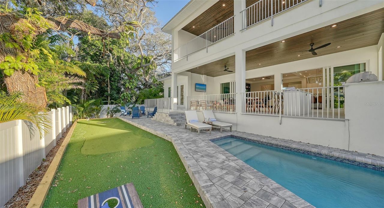 1537 Siesta Drive, Sarasota, FL 34239 Photo