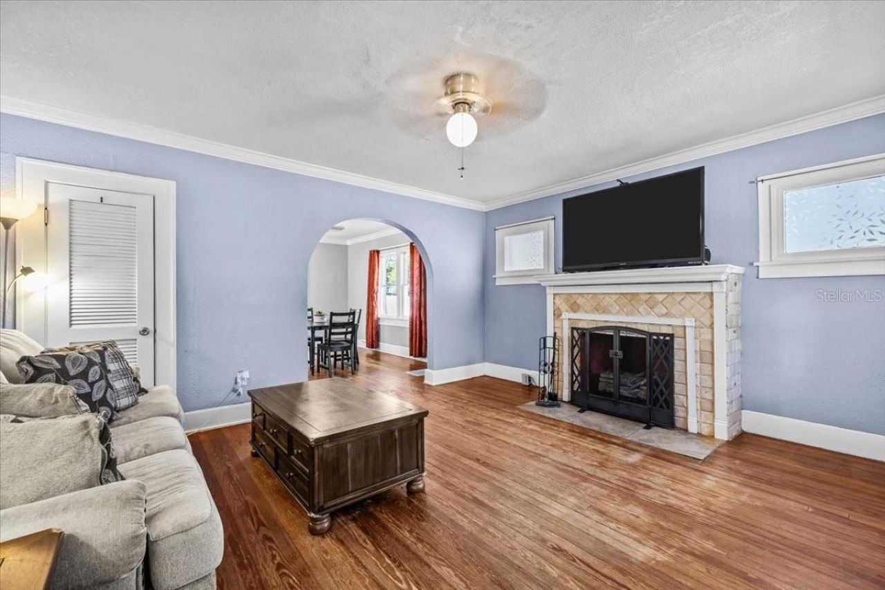 5110 Emerson Avenue S, Saint Petersburg, FL 33707 Photo
