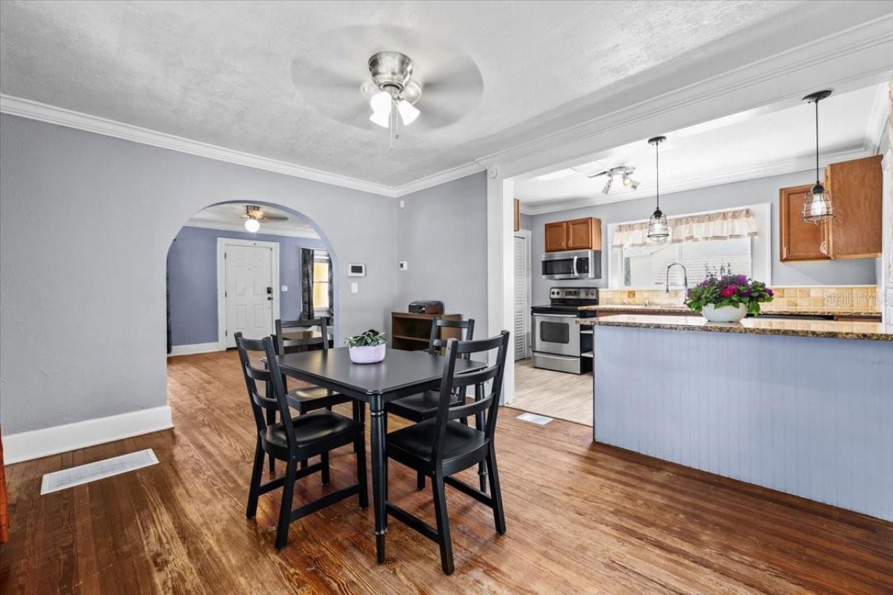 5110 Emerson Avenue S, Saint Petersburg, FL 33707 Photo