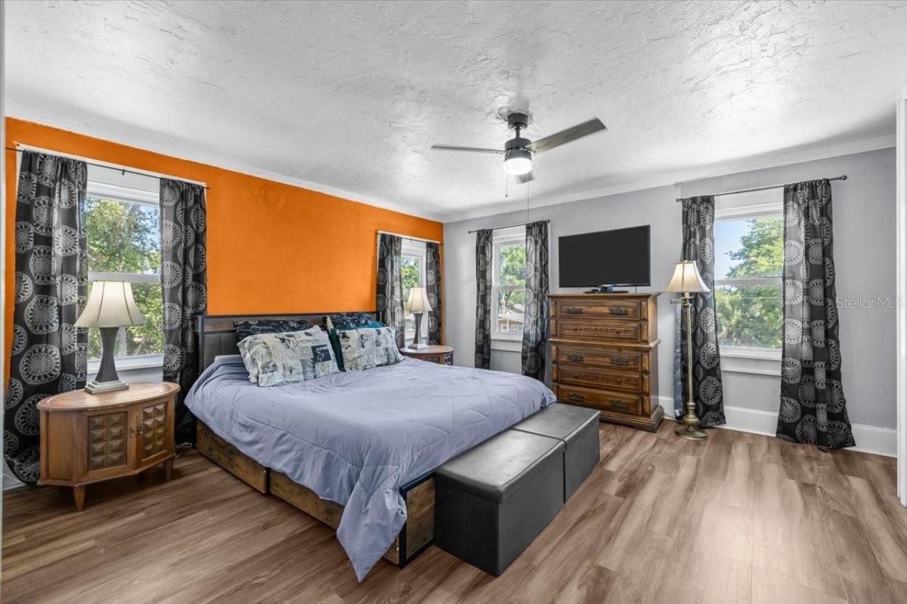 5110 Emerson Avenue S, Saint Petersburg, FL 33707 Photo