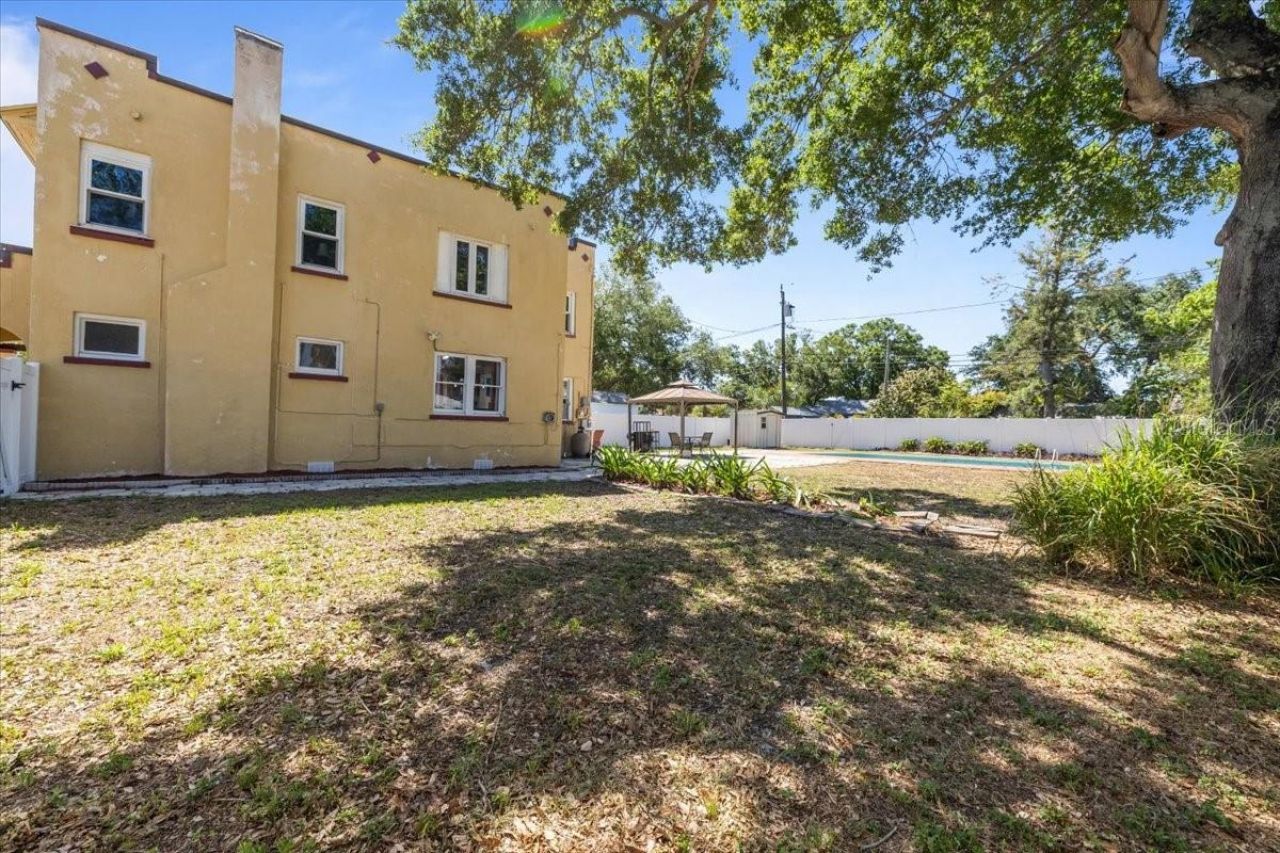 5110 Emerson Avenue S, Saint Petersburg, FL 33707 Photo