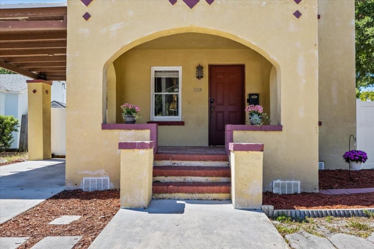 5110 Emerson Avenue S, Saint Petersburg, FL 33707 Photo