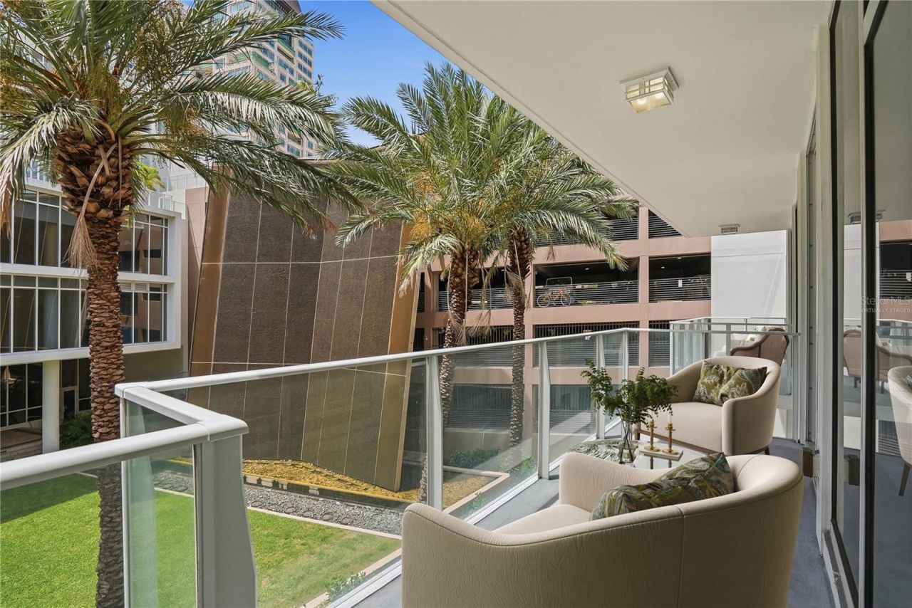 175 1st Street S, Unit 303, Saint Petersburg, FL 33701 Photo