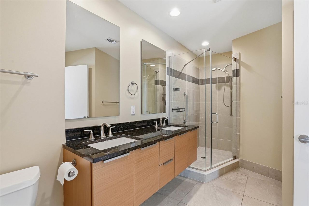 175 1st Street S, Unit 303, Saint Petersburg, FL 33701 Photo
