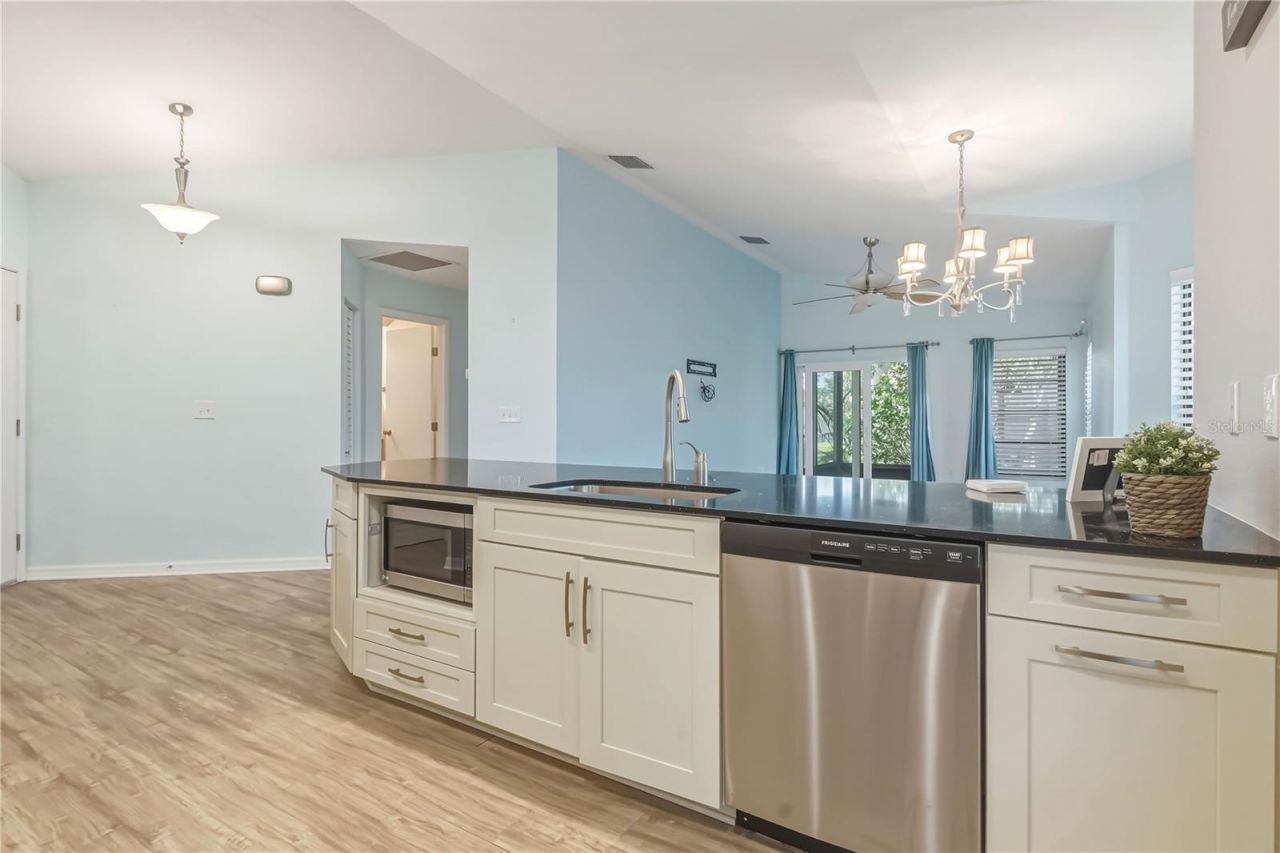 1696 Nash Court , Dunedin, FL 34698 Photo
