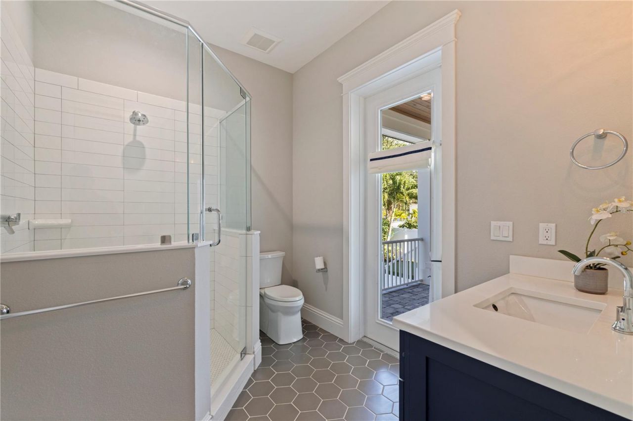1001 Cordova Boulevard Ne, Saint Petersburg, FL 33704 Photo
