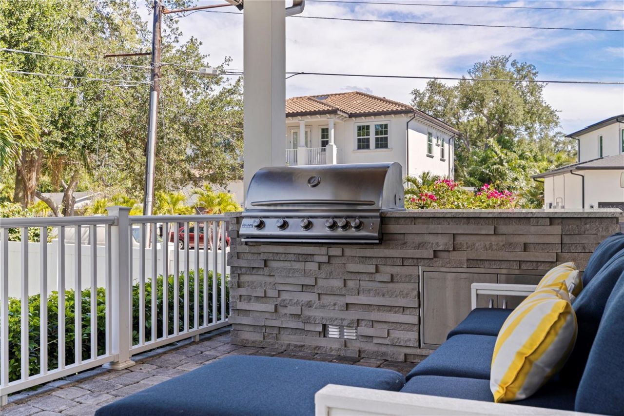 1001 Cordova Boulevard Ne, Saint Petersburg, FL 33704 Photo