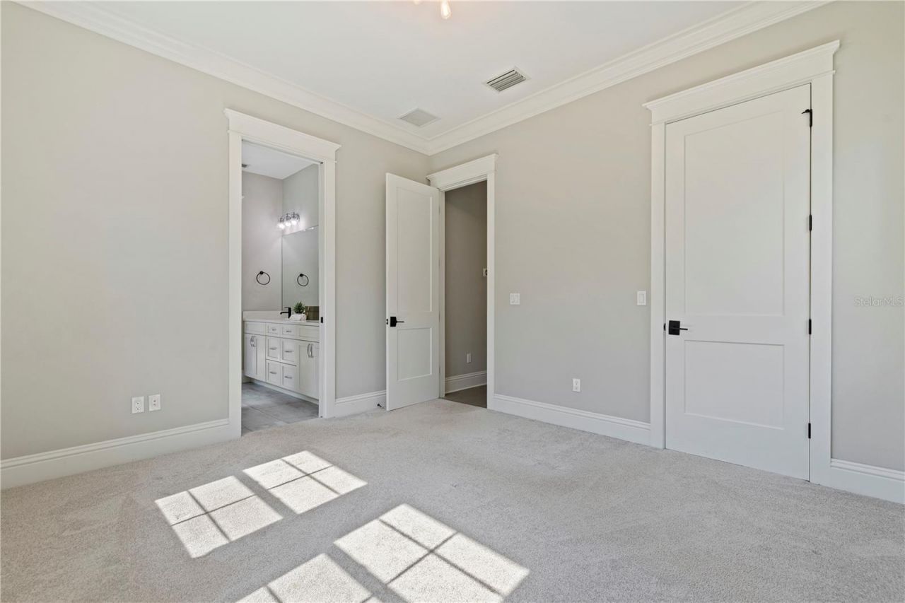 1001 Cordova Boulevard Ne, Saint Petersburg, FL 33704 Photo