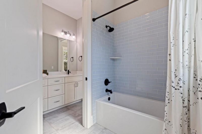 1001 Cordova Boulevard Ne, Saint Petersburg, FL 33704 Photo