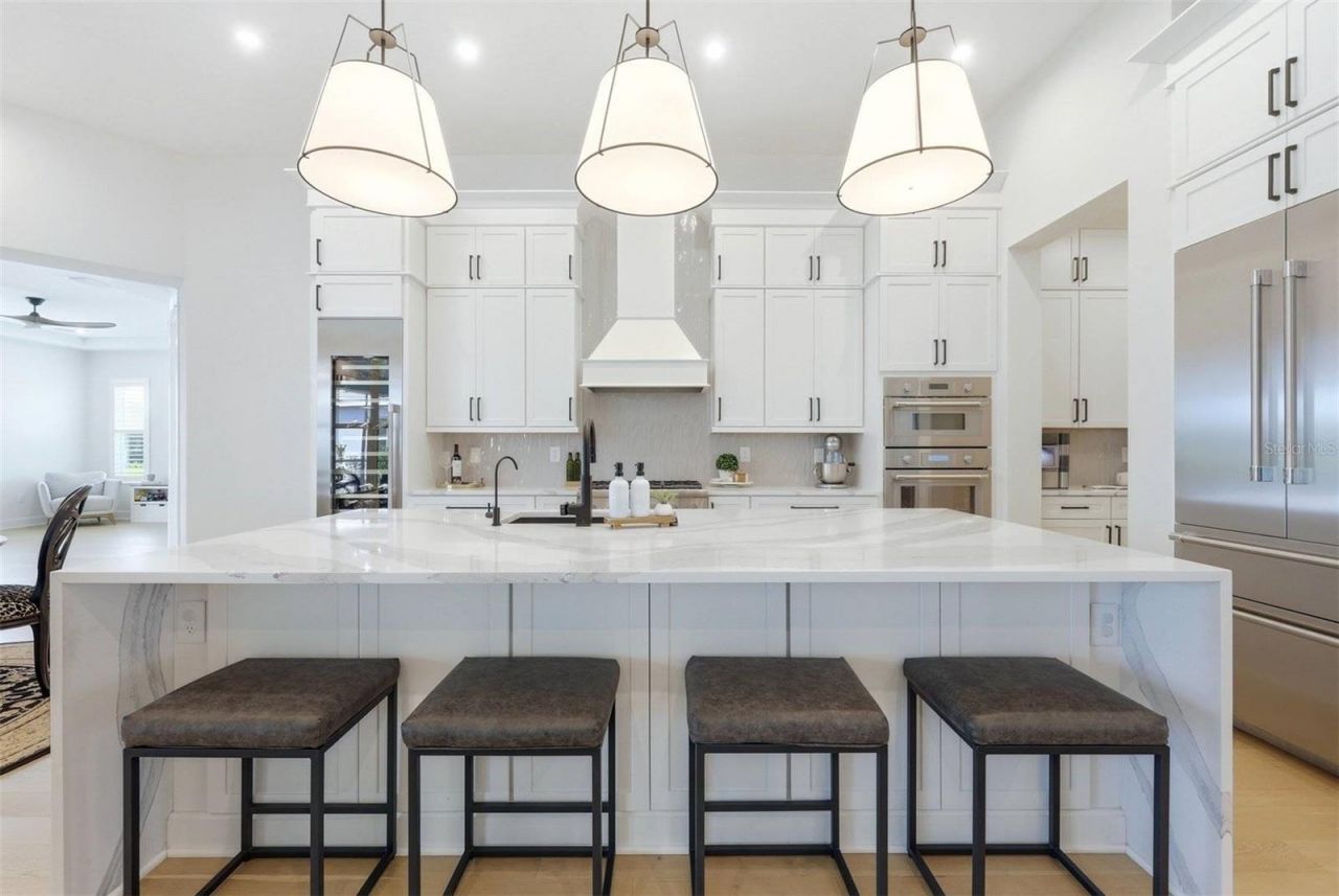 8532 Beechlake Court, Sarasota, FL 34240 Photo
