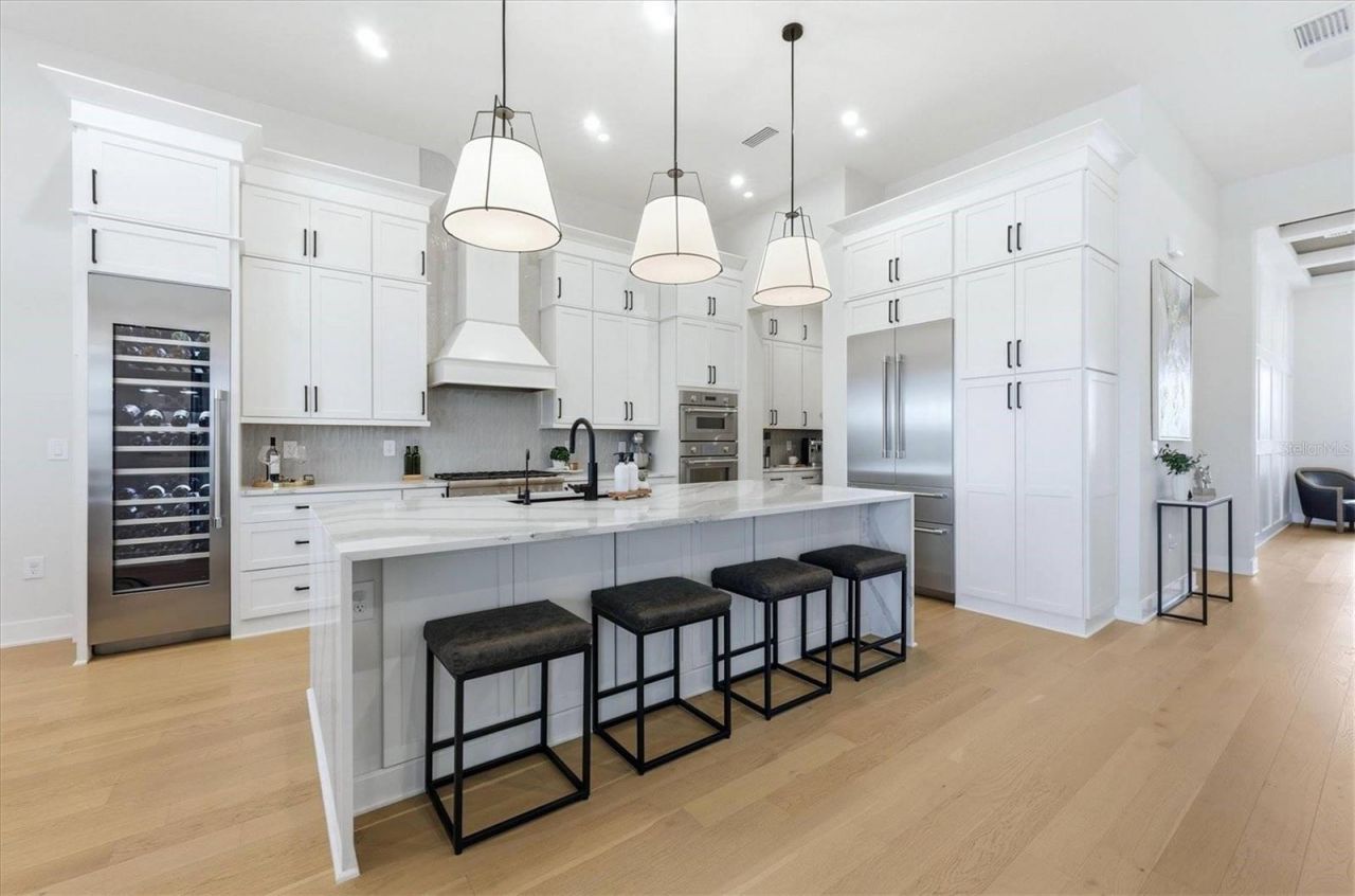 8532 Beechlake Court, Sarasota, FL 34240 Photo