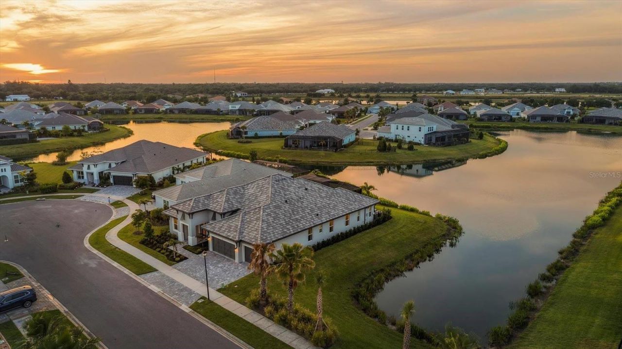 8532 Beechlake Court, Sarasota, FL 34240 Photo