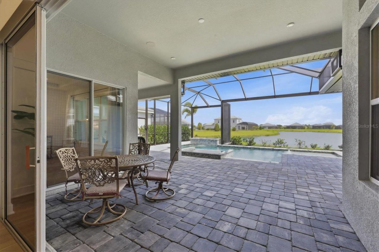 8532 Beechlake Court, Sarasota, FL 34240 Photo