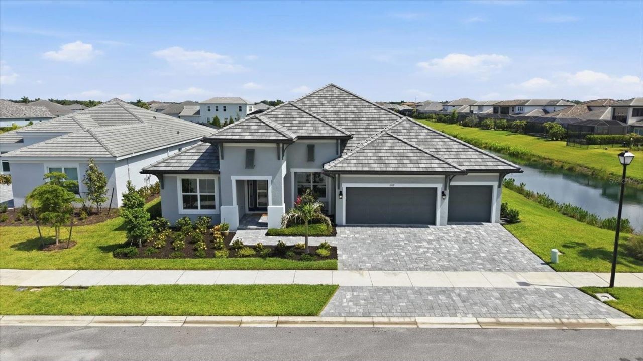 8532 Beechlake Court, Sarasota, FL 34240 Photo