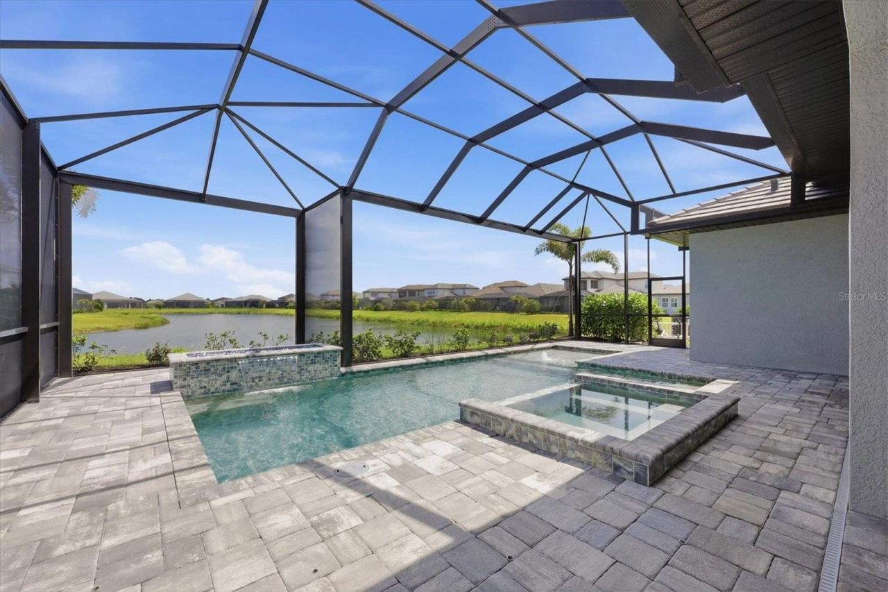 8532 Beechlake Court, Sarasota, FL 34240 Photo