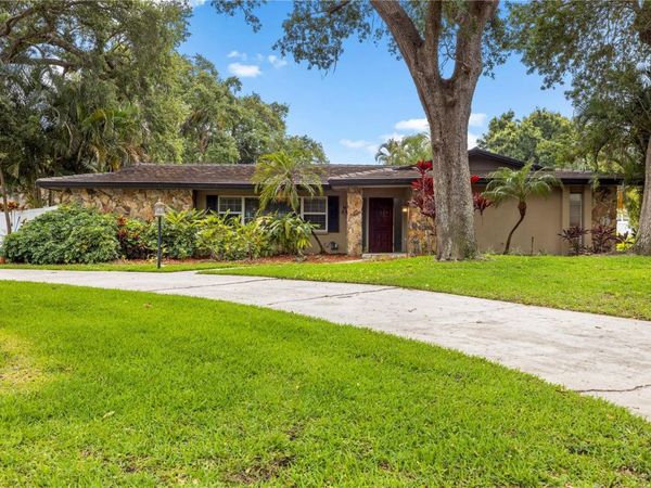 2215 BUENA VISTA DRIVE, CLEARWATER, FL 33764