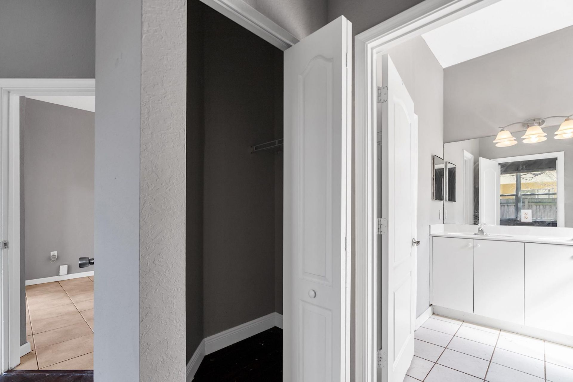 2302 NE 37th Road, Homestead, FL 33033 Photo