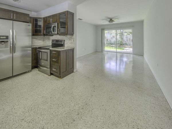 305 S Federal Highway, Unit 2, Lake Worth Beach, FL 33460
