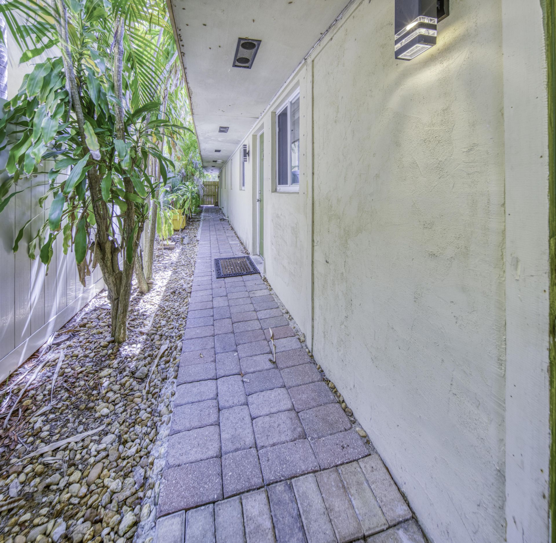 305 S Federal Highway, Unit 2, Lake Worth Beach, FL 33460 Photo