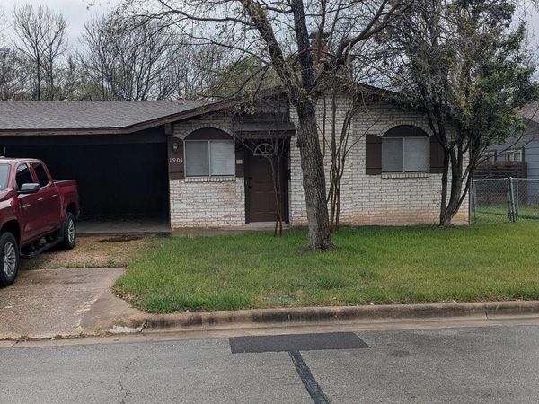 1901 Joy LN , Austin, TX 78757