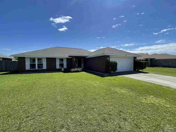 5720 Berrybrook Cr, Pace, FL 32571