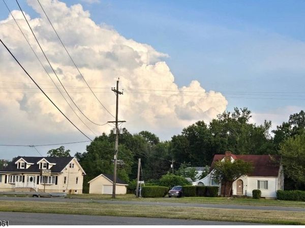 584 Us Highway 46, Fairfield, NJ 07004