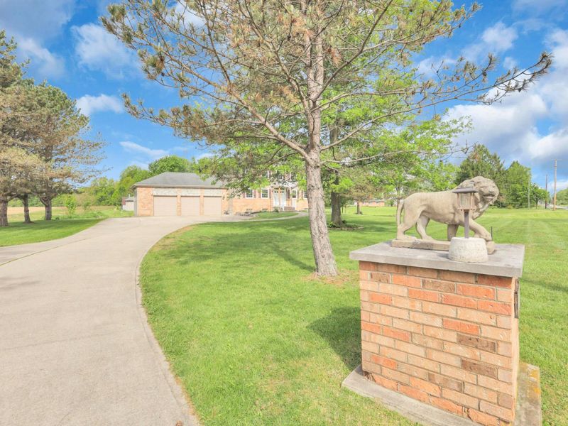 7977 Harlem Road, Westerville, OH 43081 Photo 4