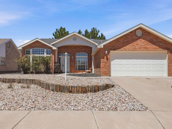7821 Primrose Drive NW, Albuquerque, NM 87120