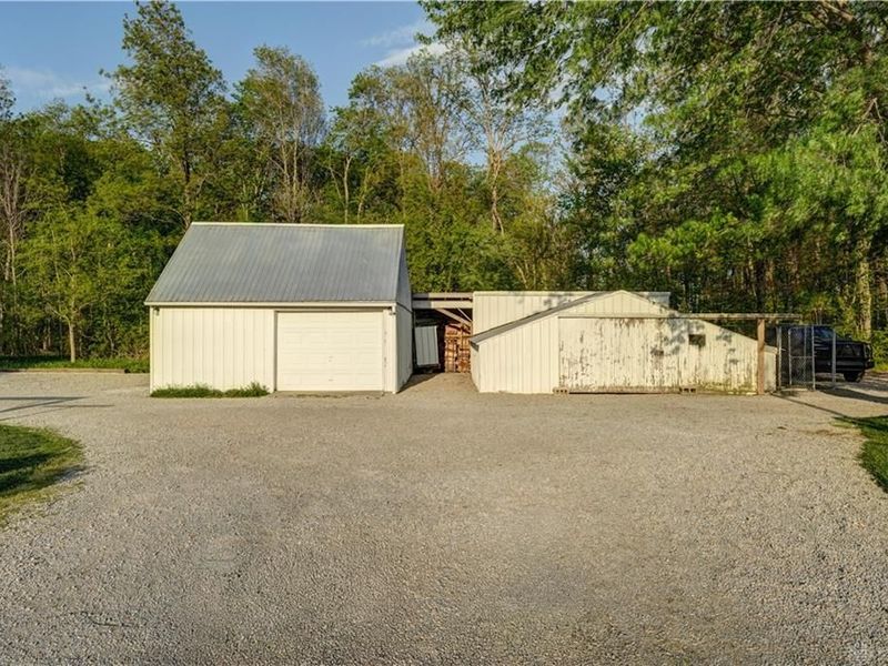 7603 Martin Road, Bradford, OH 45308 Photo 9