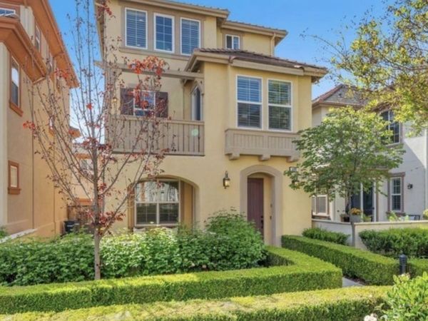 484 Selby Ln, Livermore, CA 94551