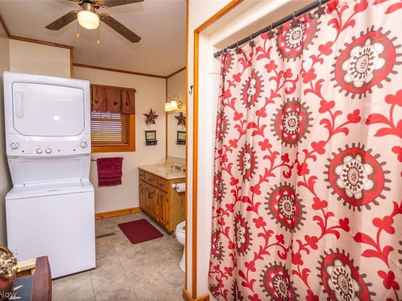 61229 Crozier Ridge Road, Bellaire, OH 43906 Photo 11