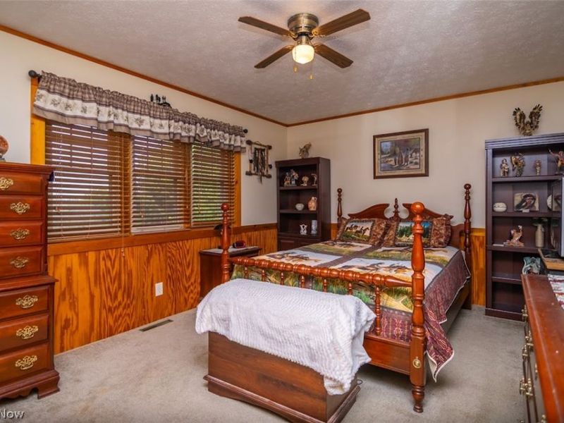 61229 Crozier Ridge Road, Bellaire, OH 43906 Photo 14