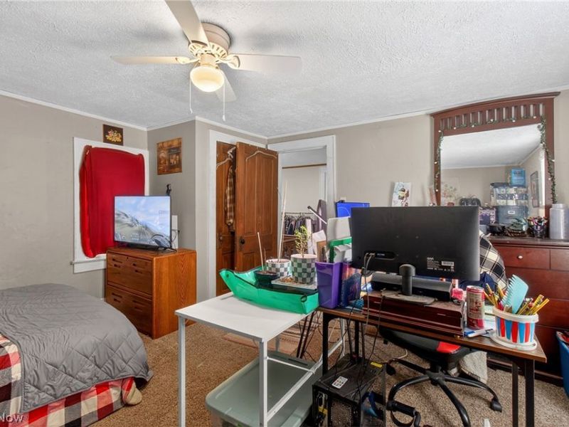 978 Wooster Road, Barberton, OH 44203 Photo 15
