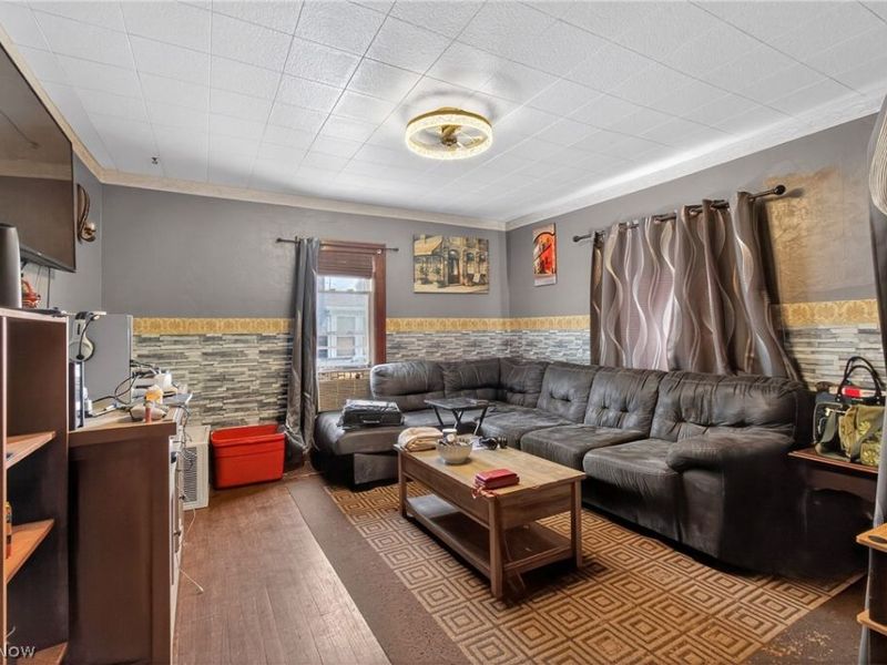 978 Wooster Road, Barberton, OH 44203 Photo 7
