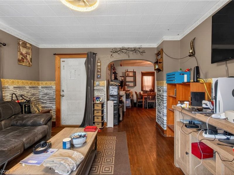 978 Wooster Road, Barberton, OH 44203 Photo 8