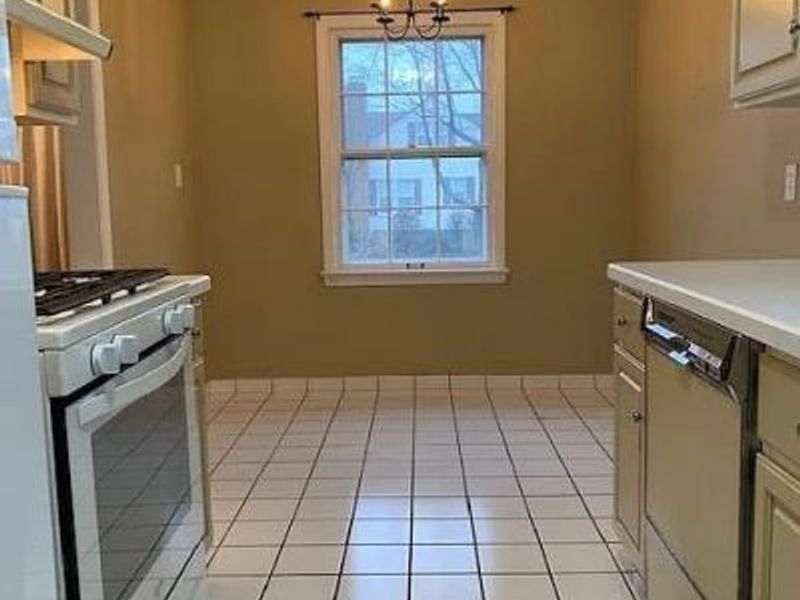 2312 Milton Road, Cleveland, OH 44118 Photo 4