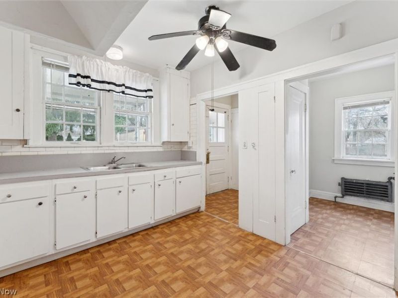 13108 Cedar Road, Cleveland Heights, OH 44118 Photo 16