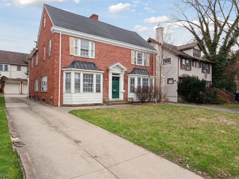 13108 Cedar Road, Cleveland Heights, OH 44118 Photo 2