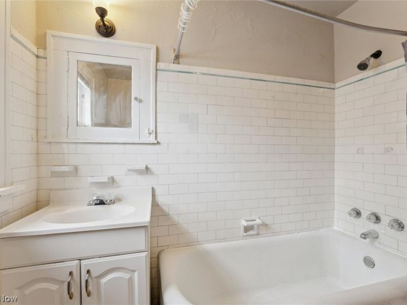 13108 Cedar Road, Cleveland Heights, OH 44118 Photo 30